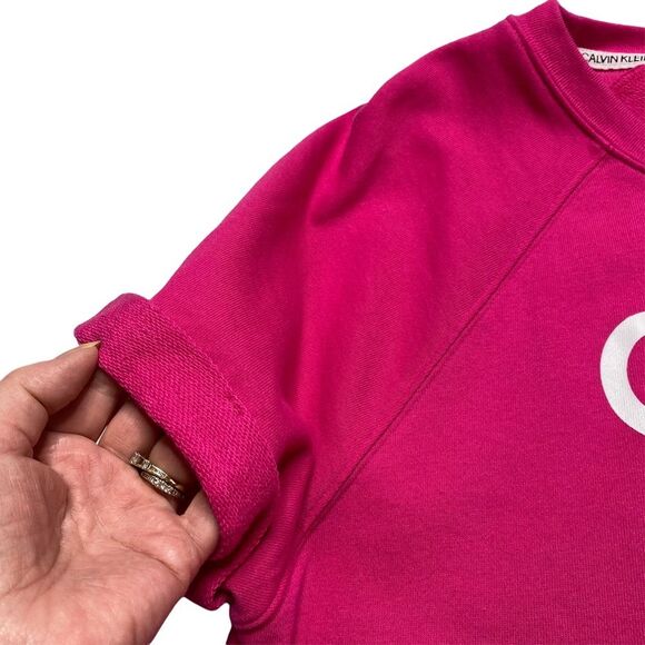 Calvin Klein Jeans Spell-Out Cropped Hot Pink Lightweight Sweatshirt Top XXL - Picture 4 of 10